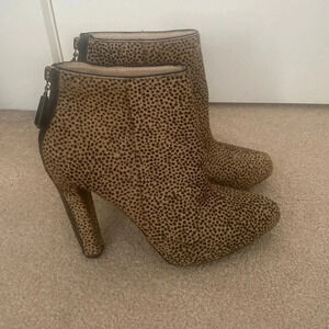 Juicy couture leopard heeled boots size 8 ankle boots